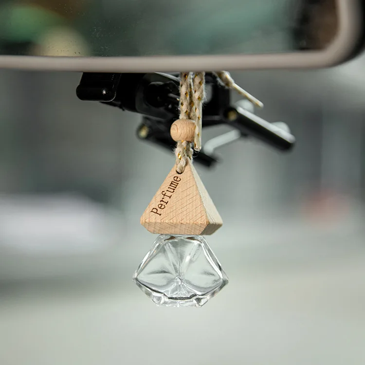 10 Buah Botol Parfum Pengharum - Perfume Fragrance World ulasan dan harga